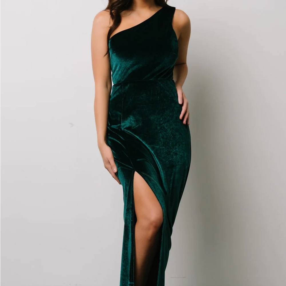 Baltic Born Tatiana Velvet One Shoulder Dress - Emerald